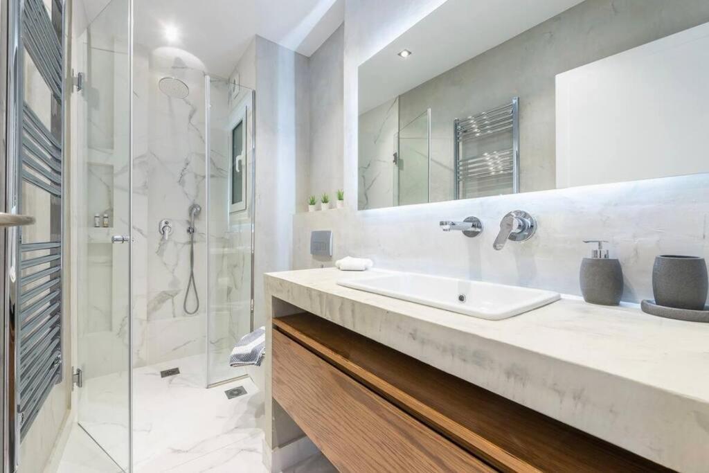 Syntagma H&B Apartment Ateny Zewnętrze zdjęcie