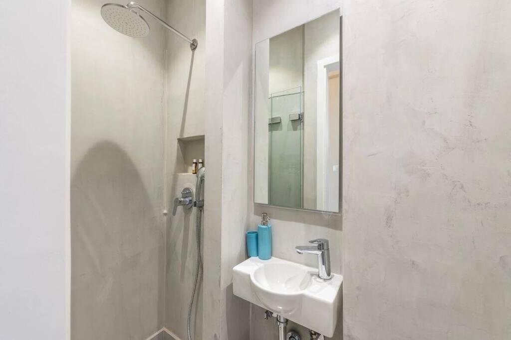 Syntagma H&B Apartment Ateny Zewnętrze zdjęcie