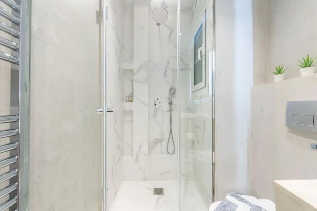 Syntagma H&B Apartment Ateny Zewnętrze zdjęcie